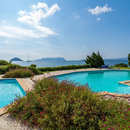 Brorent S Abba E Sa Pedra Luxury Apartment Golfo Aranci